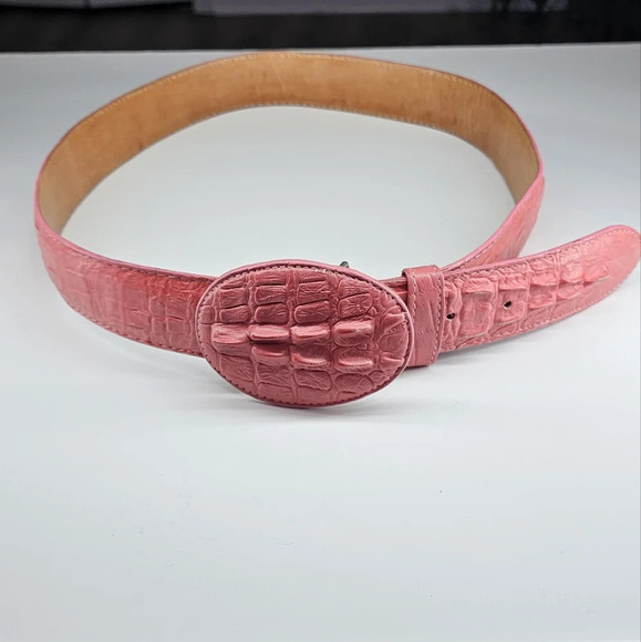 Hecho En Mexico Accessories - PINK Genuine Leather Belt Raised Crocodile Pattern Oval Buckle Sz 38